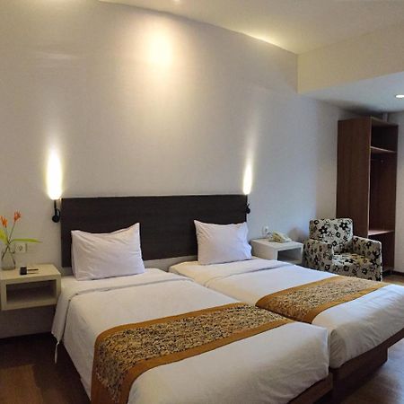 Sunwood Hotel Arianz Mataram Ngoại thất bức ảnh