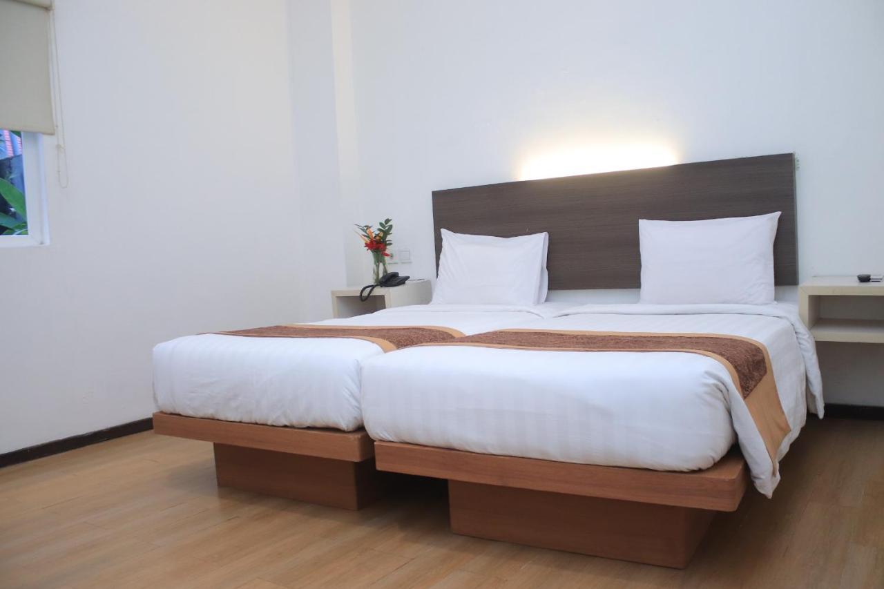 Sunwood Hotel Arianz Mataram Ngoại thất bức ảnh