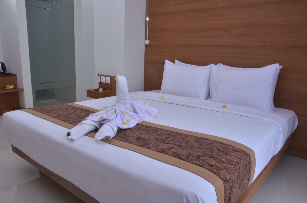 Sunwood Hotel Arianz Mataram Ngoại thất bức ảnh